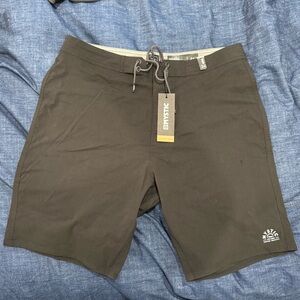 NWT Mystic Black Board Shorts size 34